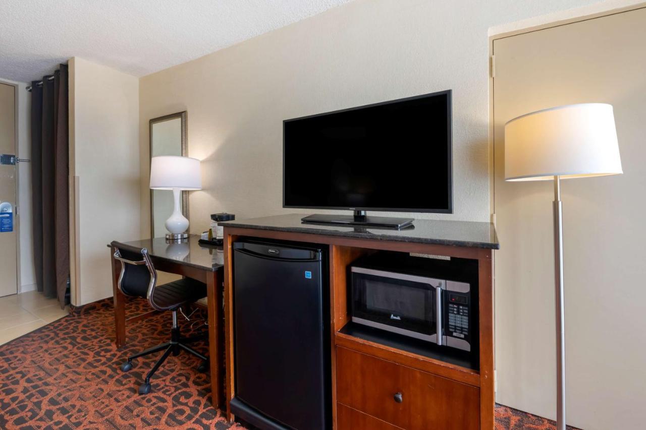 Best Western Plus North Miami-Bal Harbour Zewnętrze zdjęcie