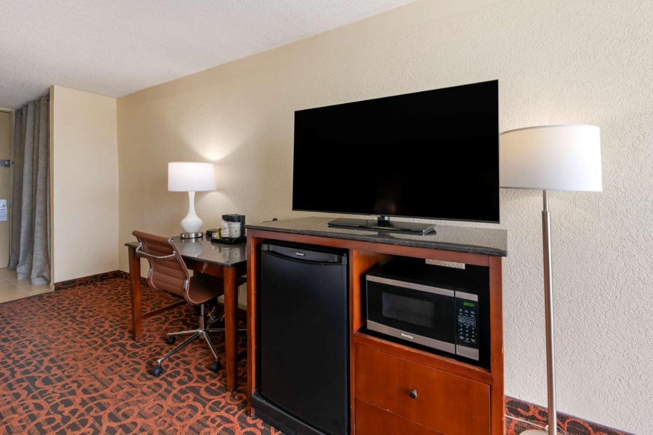 Best Western Plus North Miami-Bal Harbour Zewnętrze zdjęcie