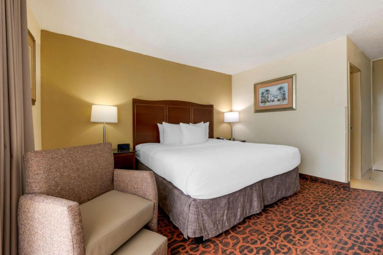 Best Western Plus North Miami-Bal Harbour Zewnętrze zdjęcie