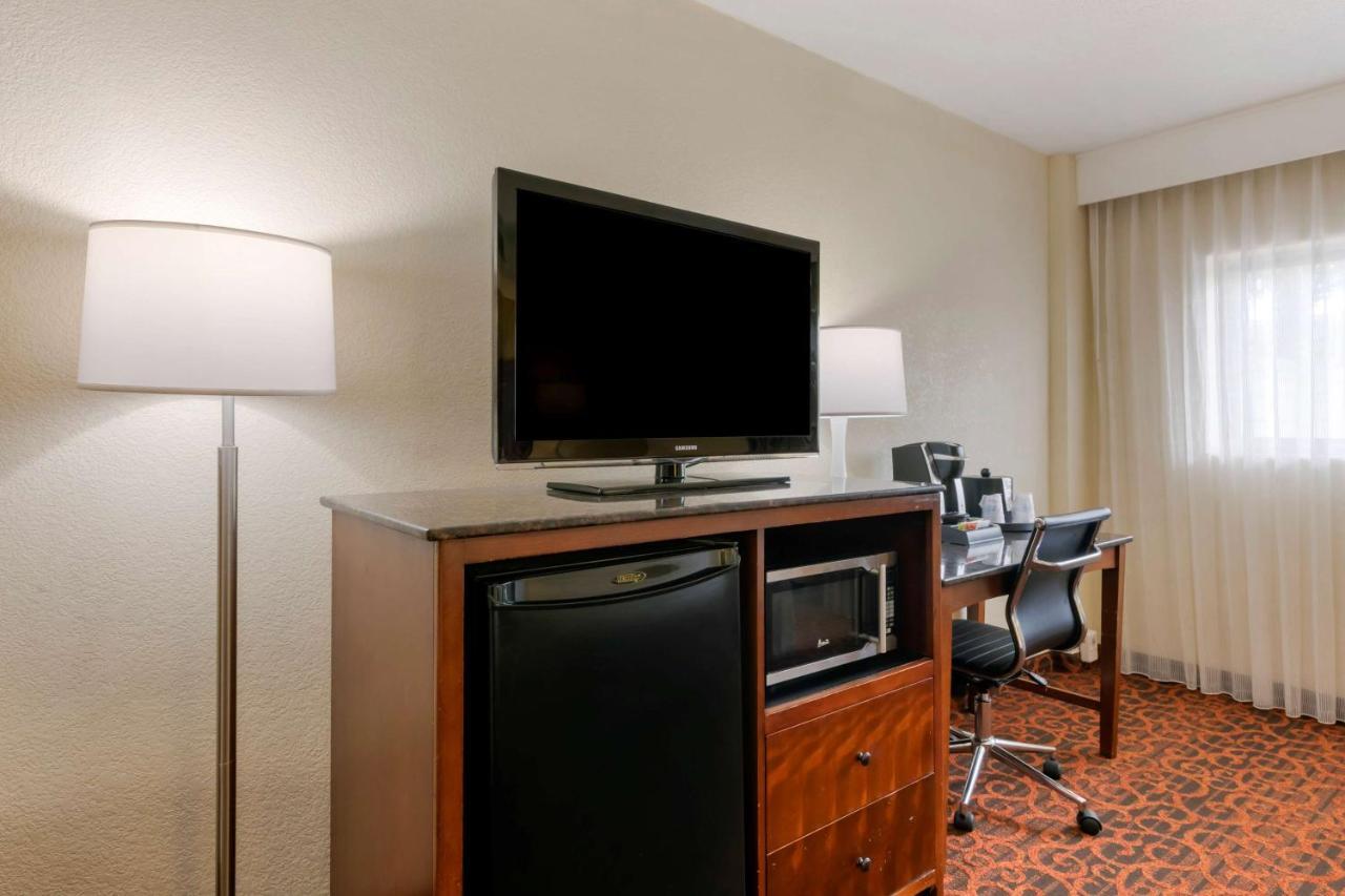 Best Western Plus North Miami-Bal Harbour Zewnętrze zdjęcie