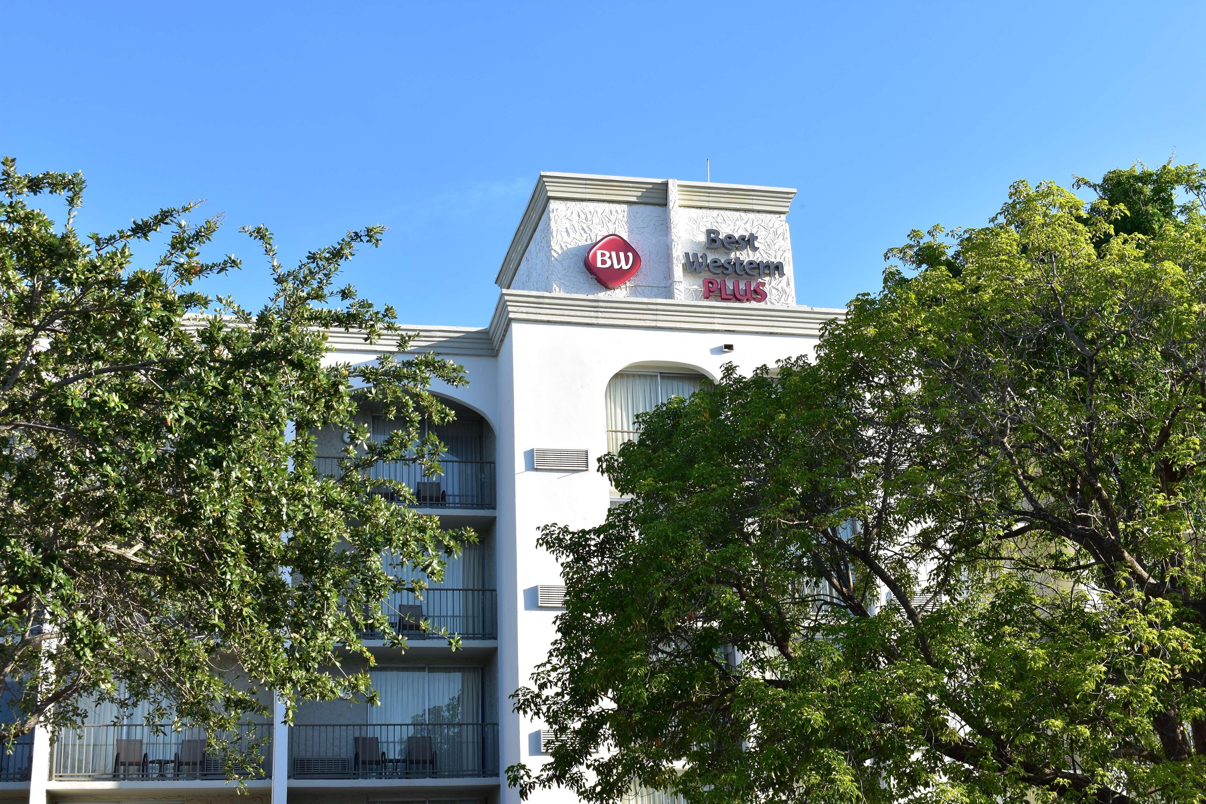 Best Western Plus North Miami-Bal Harbour Zewnętrze zdjęcie